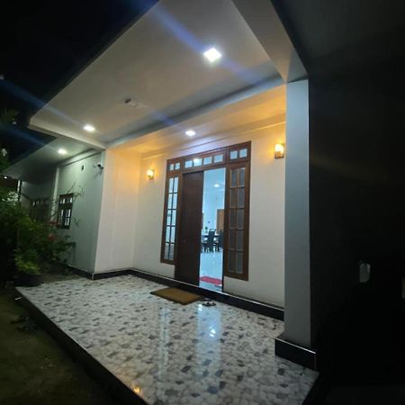 Lalitha Holiday Inn Jaffna Eksteriør bilde