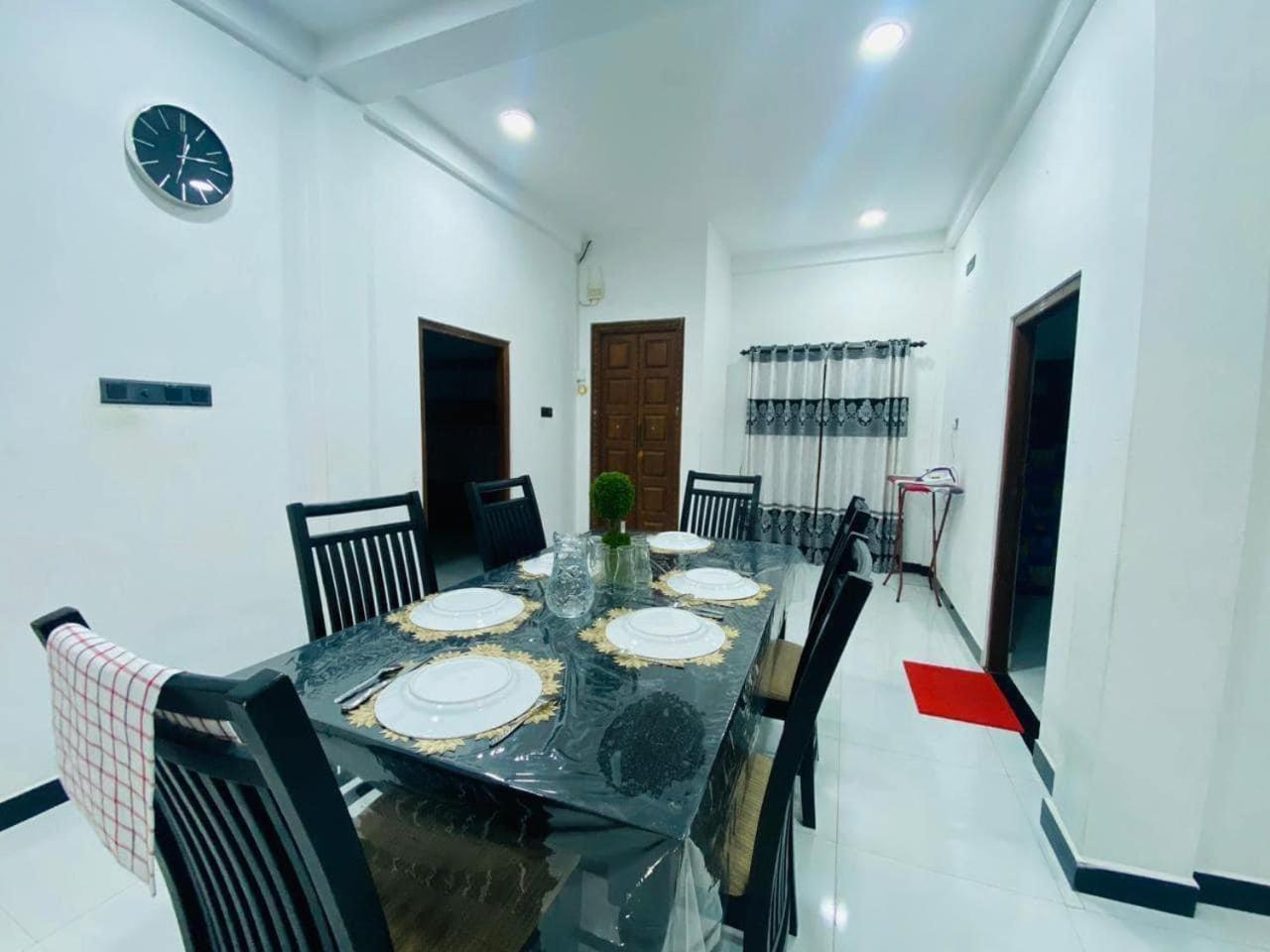 Lalitha Holiday Inn Jaffna Eksteriør bilde