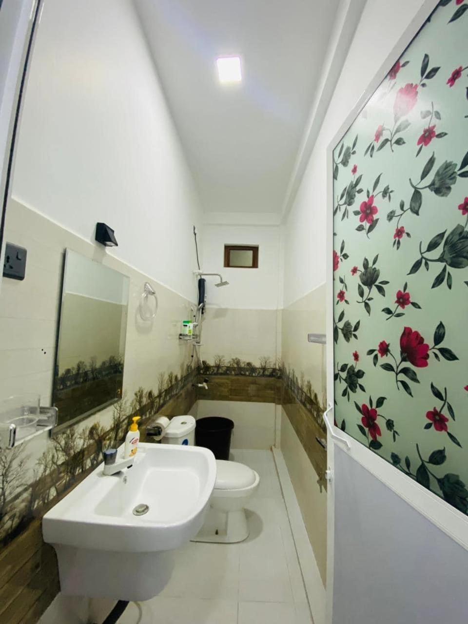 Lalitha Holiday Inn Jaffna Eksteriør bilde